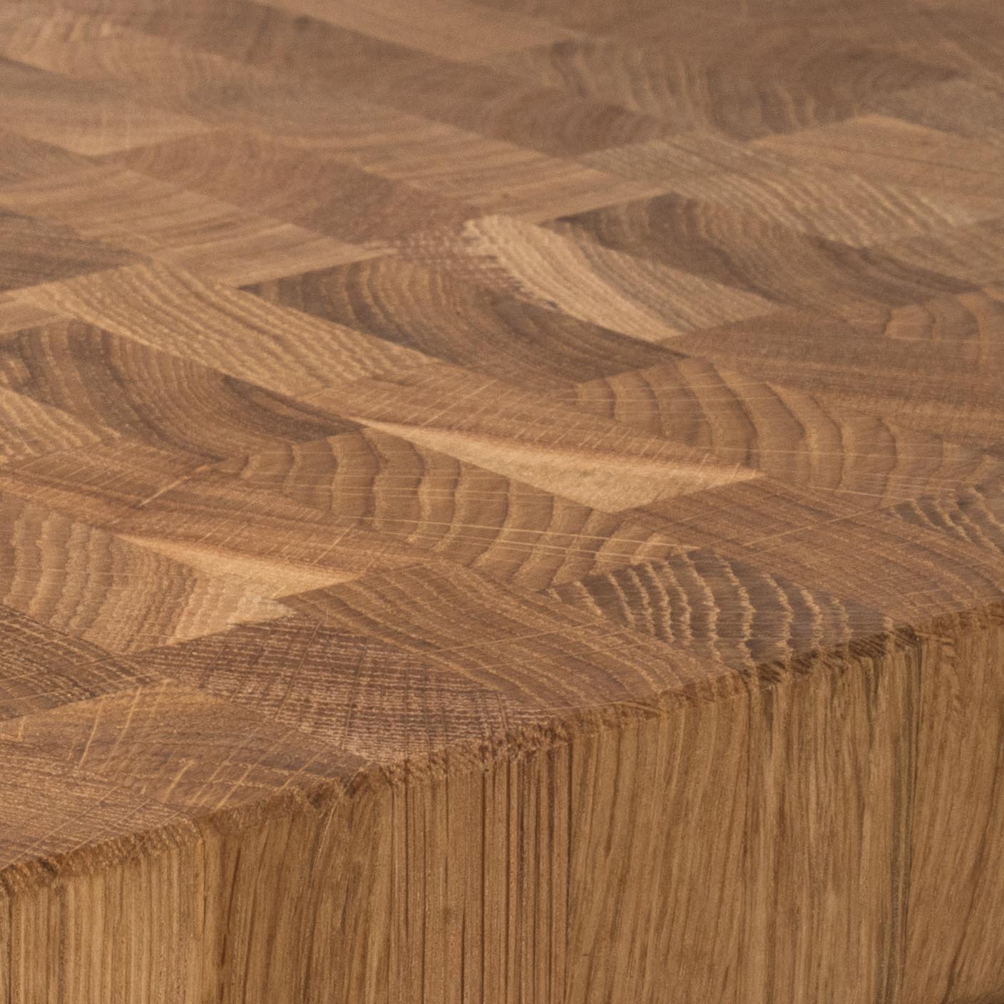 End-grain chopping block "August"